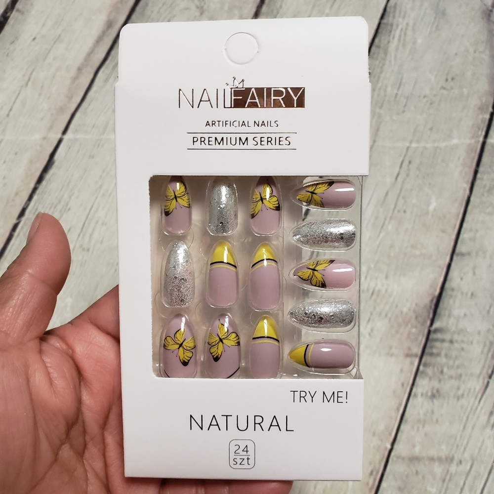 Nail Fairy press-on nails.